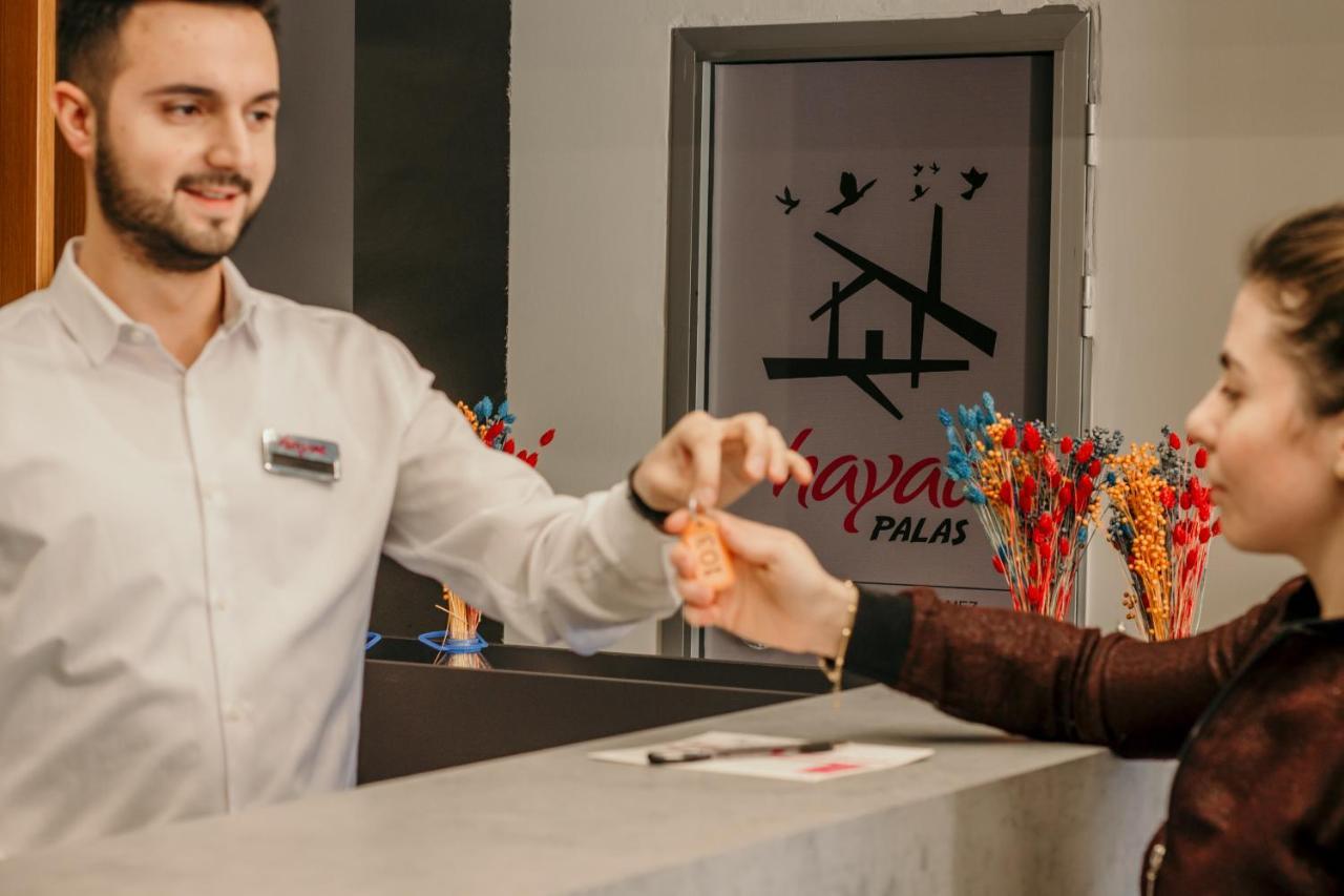 إرزينجان Hayat Palas المظهر الخارجي الصورة